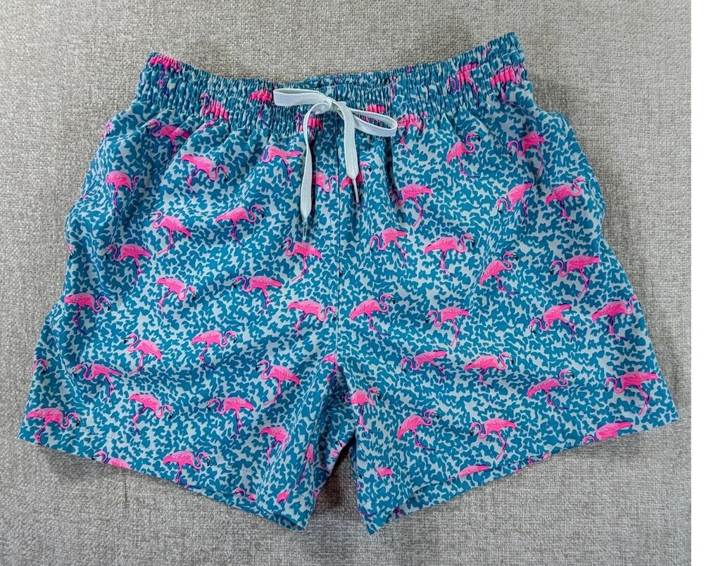 Chubbies Mens Medium Blue Flamingo Print 5.5 Inch Lined Swim Trunks Beach Shorts